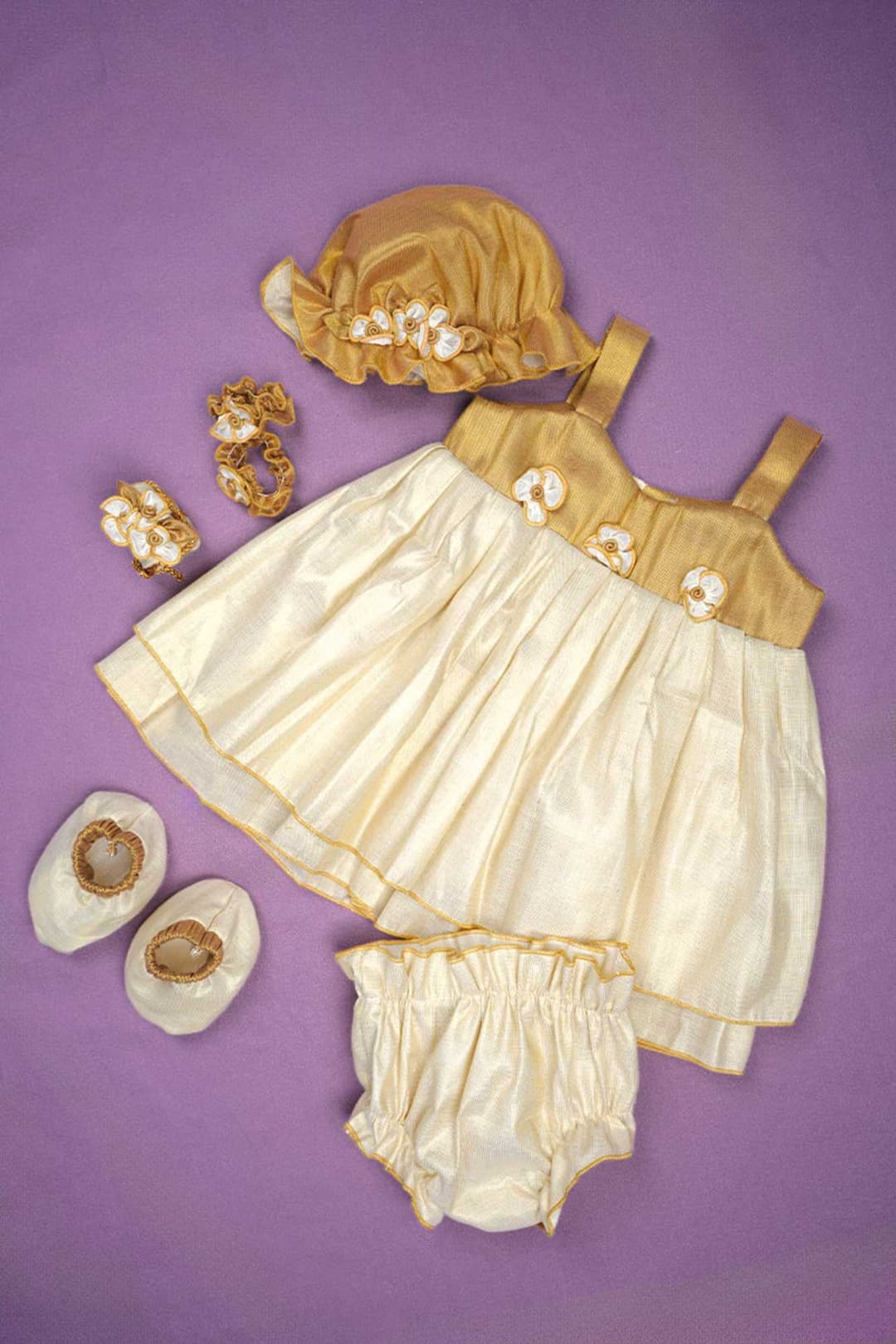 Noolukettu Kit for Girls in Cream